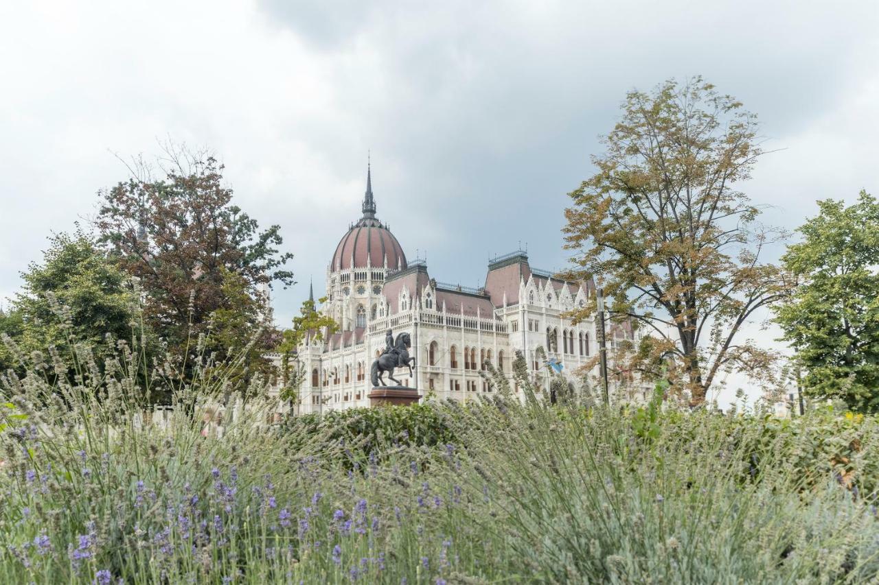 Atlanta Apartment Is In The Heart Of Budapest Luaran gambar